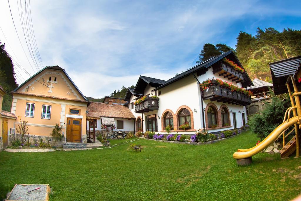 Casa Stefania Hotell Tălmaciu Eksteriør bilde